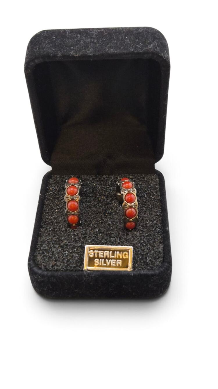925 Sterling Silver Red Glass Hoop Earrings Vintage Boxed 3/4"